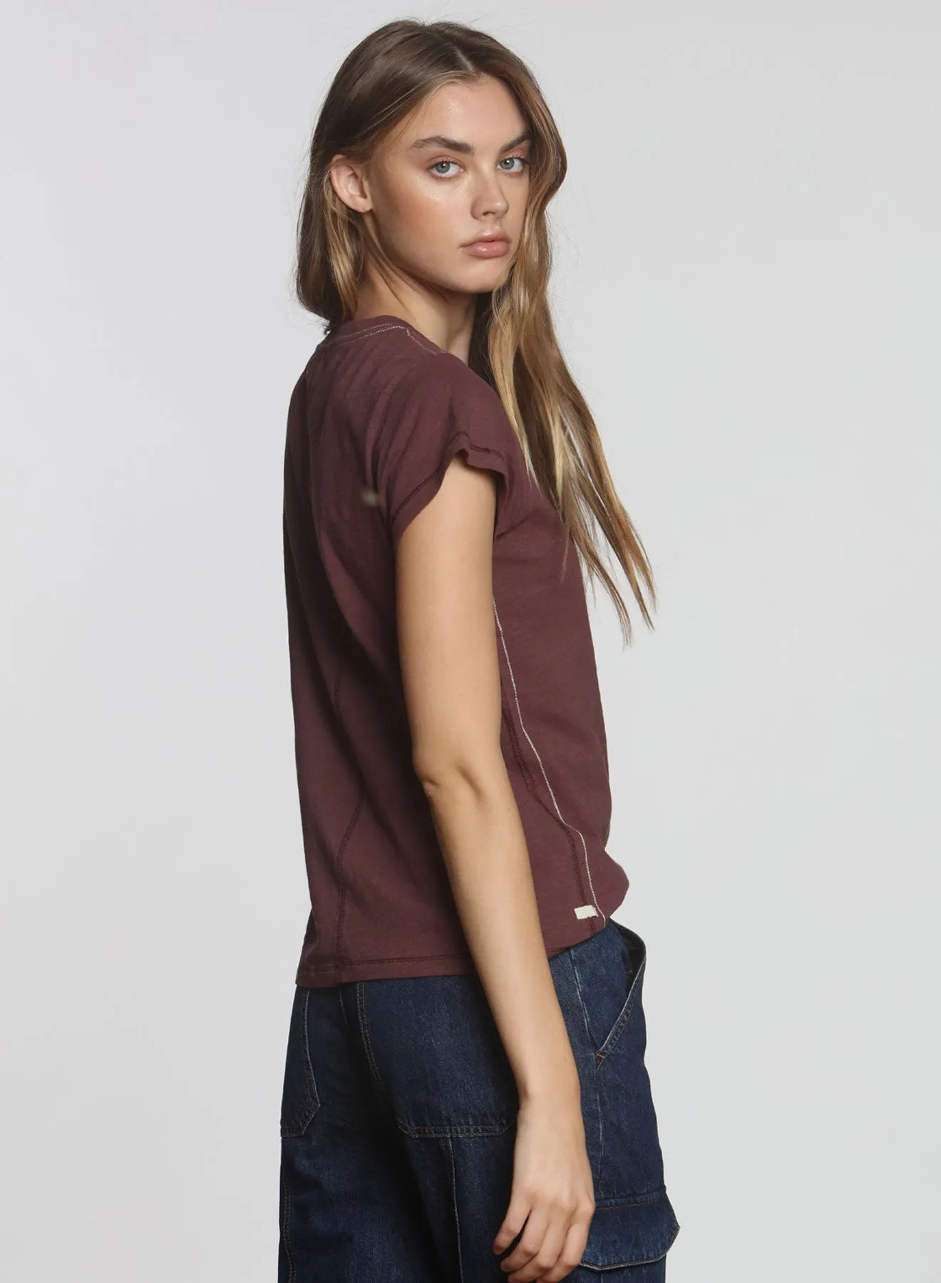 Ava Classic Tee - Maroon