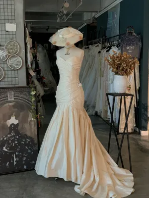 Classic Asymmetric Pleats Mermaid Silk Wedding Dress