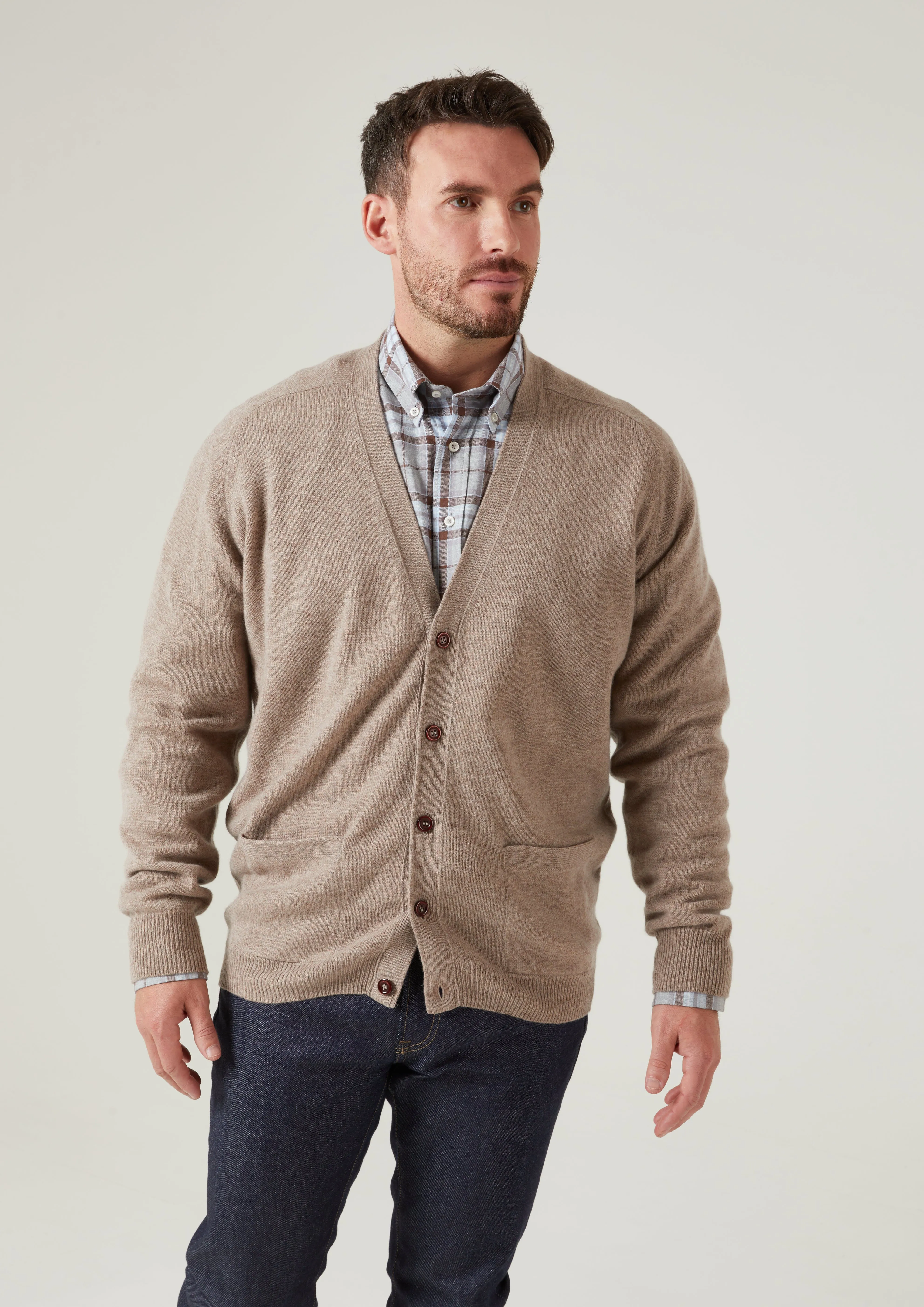 Cornwall Lambswool Cardigan in Mushroom - Classic Fit