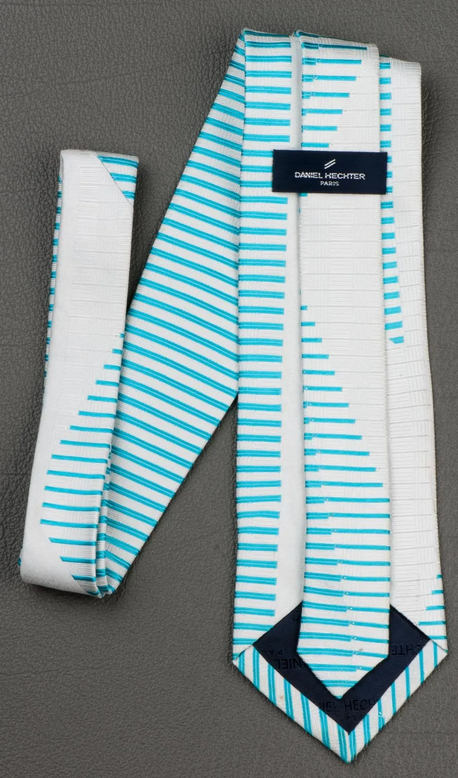 Daniel Hechter Silk Neck Tie Blue Stripes On White With Rhinestones 3 1/2 Inch